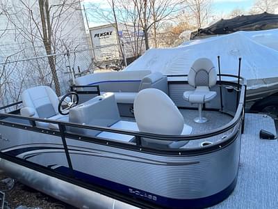 BOATZON | Qwest 814 CTR Fish L 2024