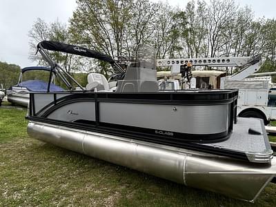 BOATZON | Qwest Pontoons 18 XRE Fish Q2 Hull 2025 BOATZON | Qwest Pontoons 18 XRE Fish Q2 Hull 2025