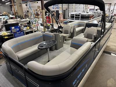 BOATZON | Qwest Pontoons 822 EClass RLS LT Pontoon 2023 BOATZON | Qwest Pontoons 822 EClass RLS LT Pontoon 2023