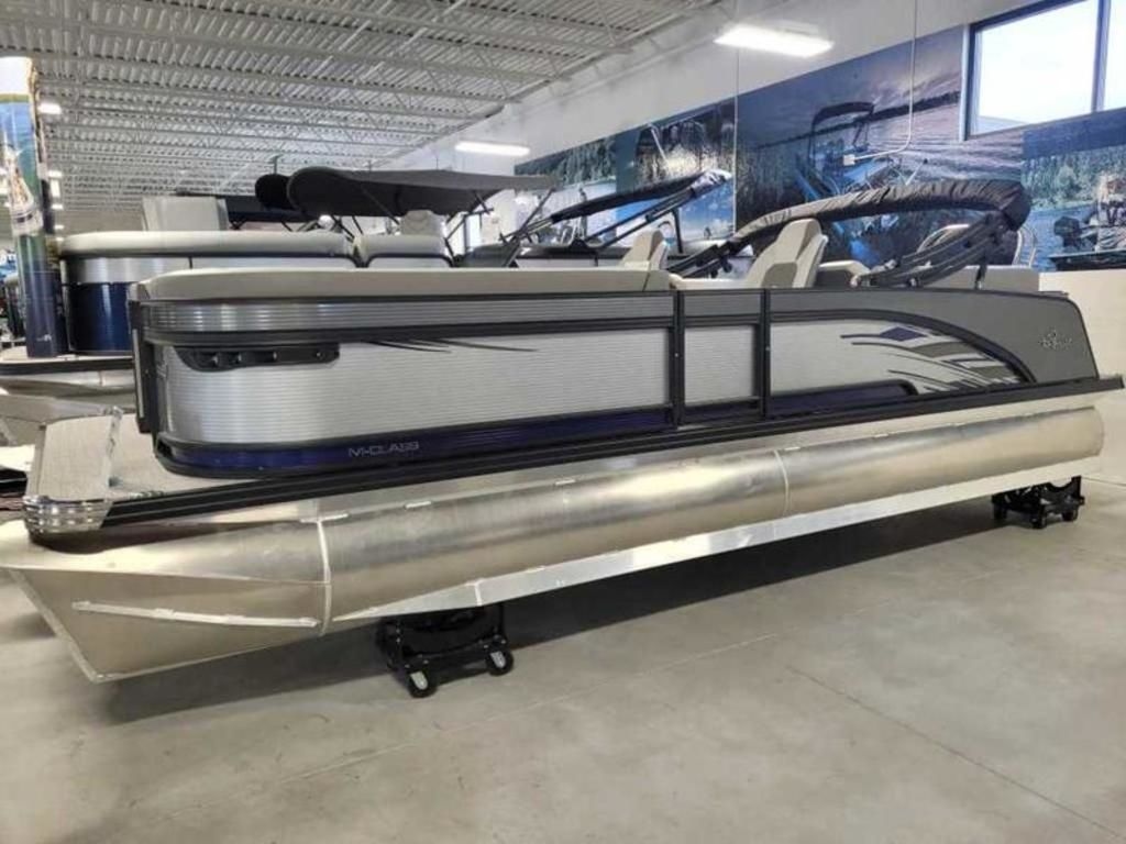 2023 Qwest Pontoons 8522 MClass RLS RTZ - Sold Boat