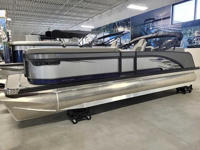 BOATZON | Qwest Pontoons 8522 MClass RLS RTZ 2023 BOATZON | Qwest Pontoons 8522 MClass RLS RTZ 2023
