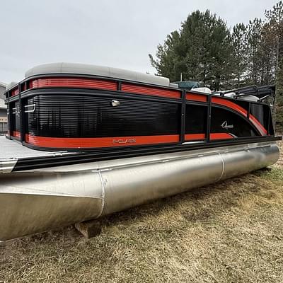 BOATZON | Qwest Pontoons E18 RLS Q2 Hull 2025 BOATZON | Qwest Pontoons E18 RLS Q2 Hull 2025