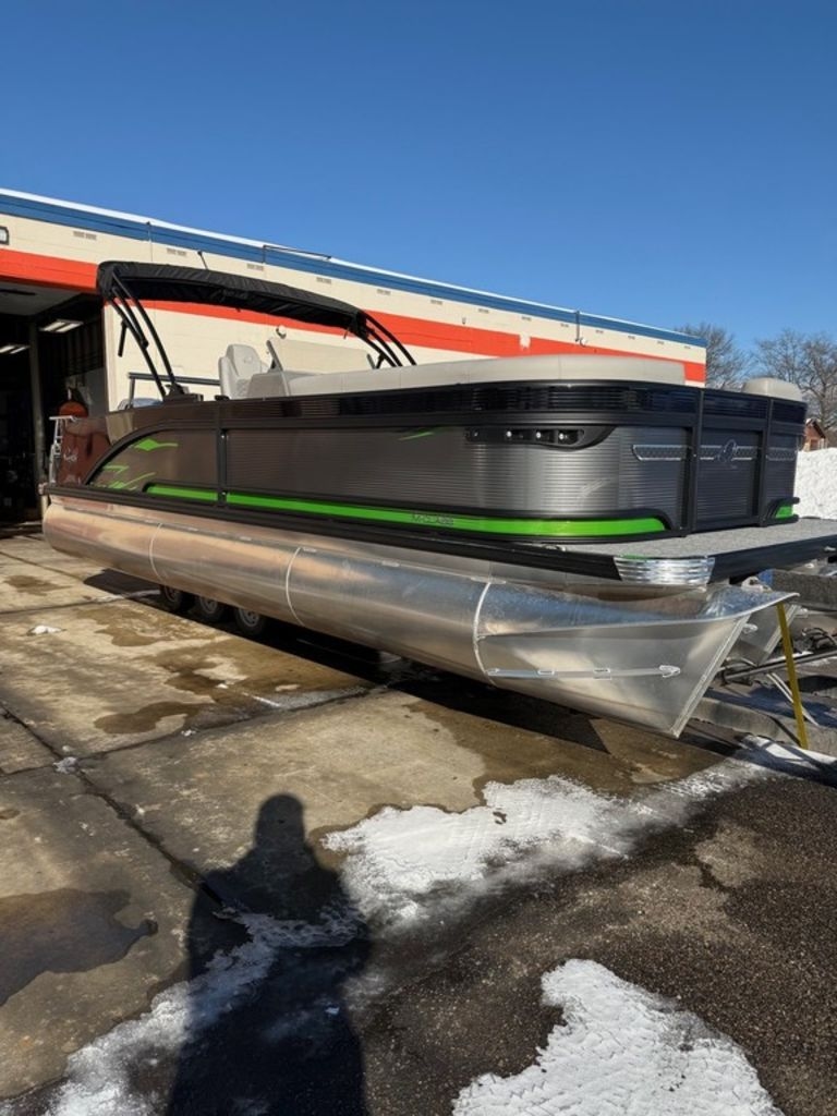 2025 Qwest Pontoons M22 Lanai Q3V Hull - Sold Boat
