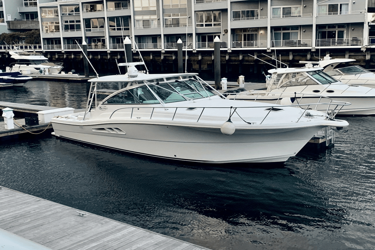 2011 Rampage 41 EXPRESS - Sold Boat