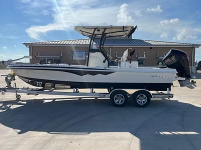 BOATZON | Ranger 2360 Bay 2023