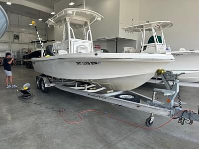 BOATZON | Ranger 2360 Bay Ranger 2019