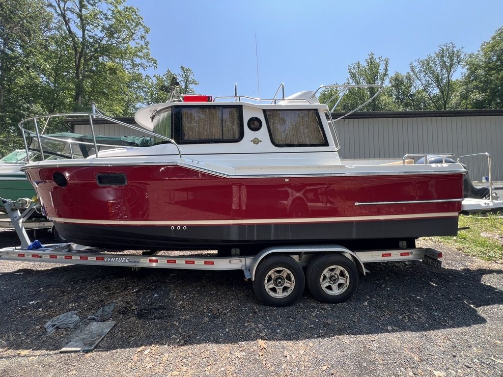 Ranger Tugs R23 2019