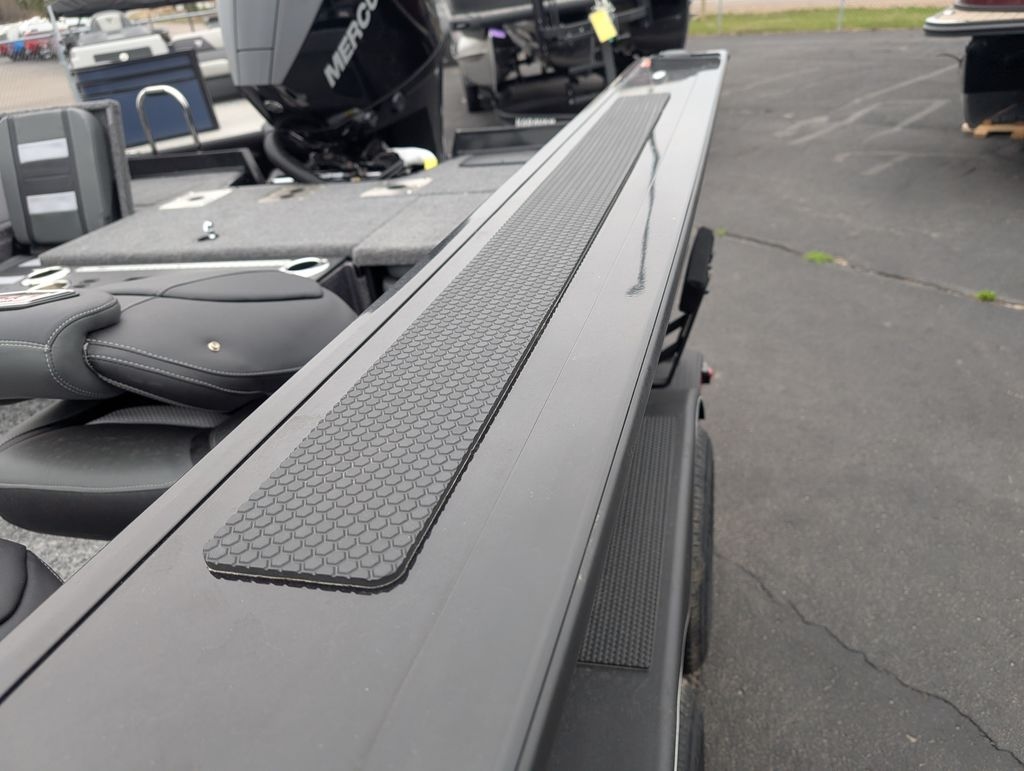 2025 Ranger VX1888K - Sold Boat