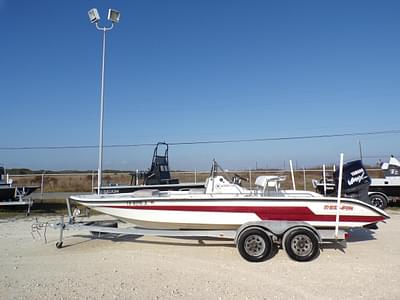 BOATZON | 2000 Redfin 222 VTE BOATZON | 2000 Redfin 222 VTE