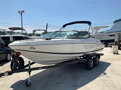 BOATZON | 2022 Regal 2000 ES