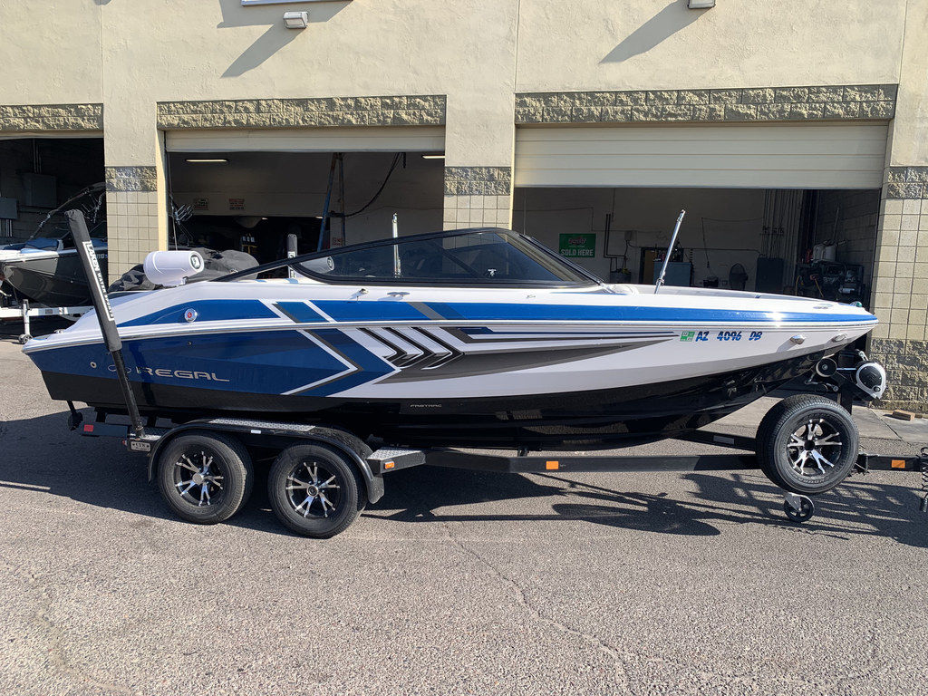 2016 Regal 2000 ESX - Sold Boat