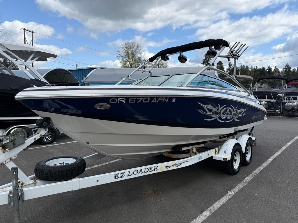 2006 Regal 2200 - Sold Boat
