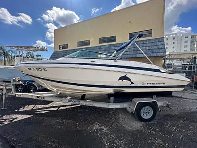 BOATZON | 2007 Regal 2250 Cuddy