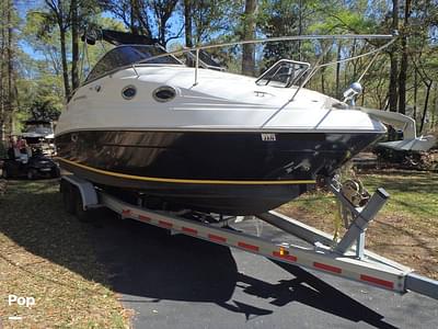 BOATZON | Regal 2465 Commodore BOATZON | Regal 2465 Commodore