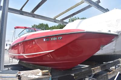 BOATZON | Regal 2520 FasDeck 2009
