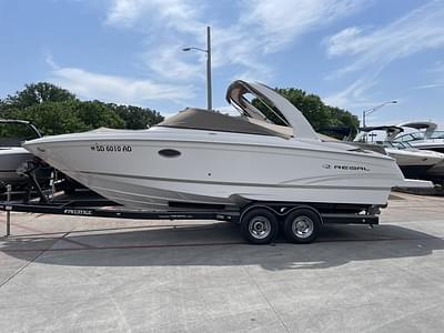 BOATZON | Regal 2700 2012