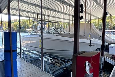 BOATZON | Regal 2700 Bowrider 2007