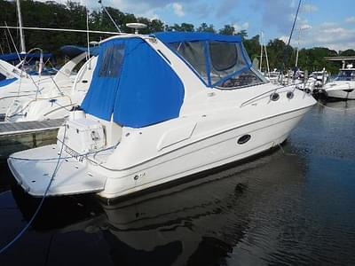 BOATZON | Regal 2960 Express Cruiser 2000