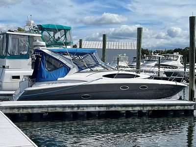BOATZON | Regal 35 Express Cruiser 2011 BOATZON | Regal 35 Express Cruiser 2011