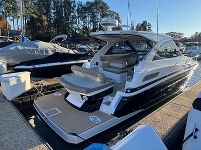 BOATZON | Regal 35 Sport Coupe 2015