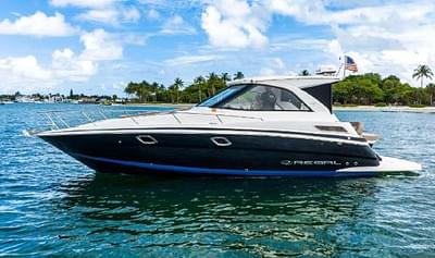 BOATZON | Regal 35 Sport Coupe