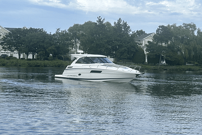 BOATZON | Regal 35 SPORT COUPE 2015 BOATZON | Regal 35 SPORT COUPE 2015