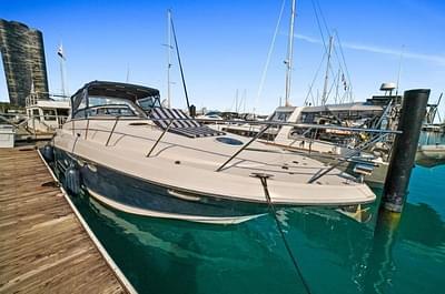 BOATZON | Regal 3560 Commodore 2004