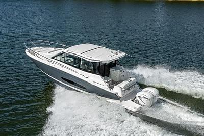 BOATZON | Regal 36 XO 2021