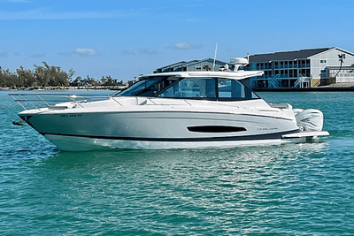 BOATZON | Regal 36 XO 2021