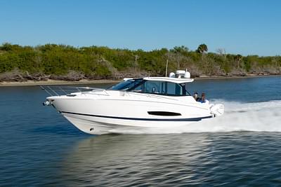 BOATZON | Regal 36 XO 2025