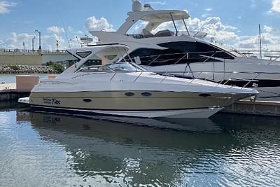 BOATZON | Regal 3760 Commodore 2007