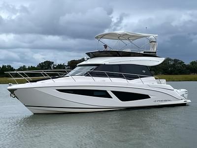 BOATZON | Regal 42 FXO 2022