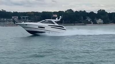 BOATZON | Regal 46 Sport Coupe 2017