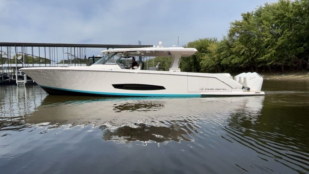 2025 Regal 50 SAV - Sold Boat