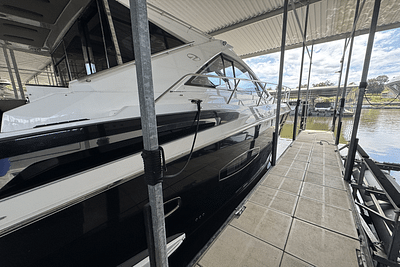 BOATZON | Regal 53 SPORT COUPE 2015