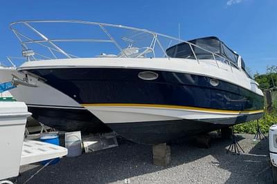 BOATZON | 2005 Regal Commodore 3560 IO BOATZON | 2005 Regal Commodore 3560 IO