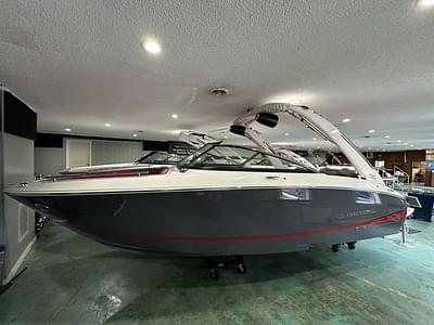 BOATZON | Regal LS4 Ultimate 2024 BOATZON | Regal LS4 Ultimate 2024