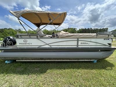 BOATZON | Regency 220 DL3 150 L FourStroke 2016 BOATZON | Regency 220 DL3 150 L FourStroke 2016