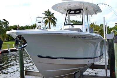 BOATZON | Regulator 28 Center Console 2022