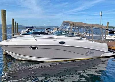 BOATZON | Rinker 250 Express cruiser