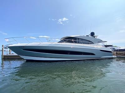 BOATZON | Riviera 5400 Sport Yacht 2021