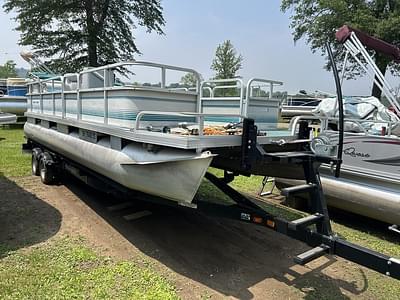 BOATZON | Riviera Cruiser 824 1987