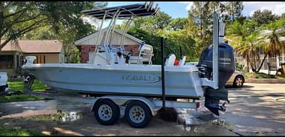 BOATZON | 2019 Robalo 206 Cayman