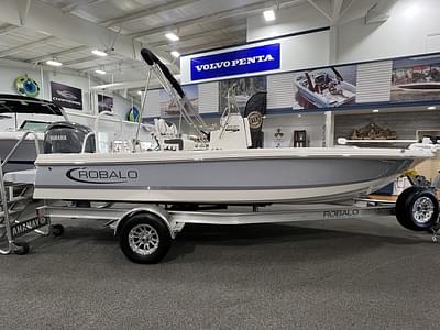 BOATZON | Robalo 206 Cayman 2024