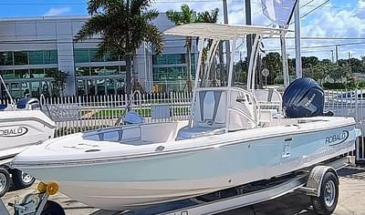 BOATZON | Robalo 206 Cayman 2024