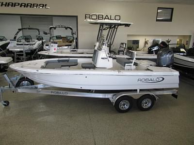 BOATZON | Robalo 206 Cayman 2025