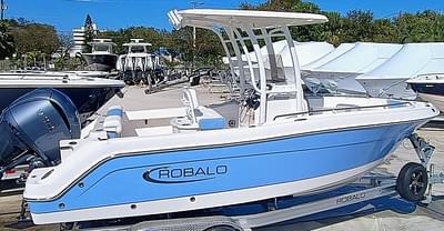 BOATZON | Robalo 222 CC 2025