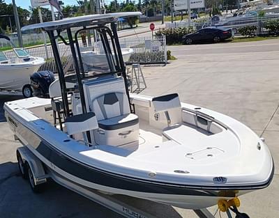 BOATZON | Robalo 226 Cayman 2023