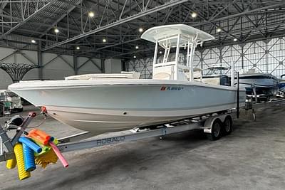 BOATZON | Robalo 246 Cayman 2015