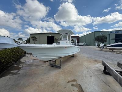 BOATZON | Robalo 246 Cayman 2019